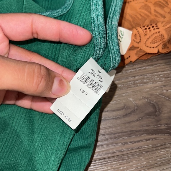 ☘️Aerie green seamless heather sport bra - Picture 6 of 8